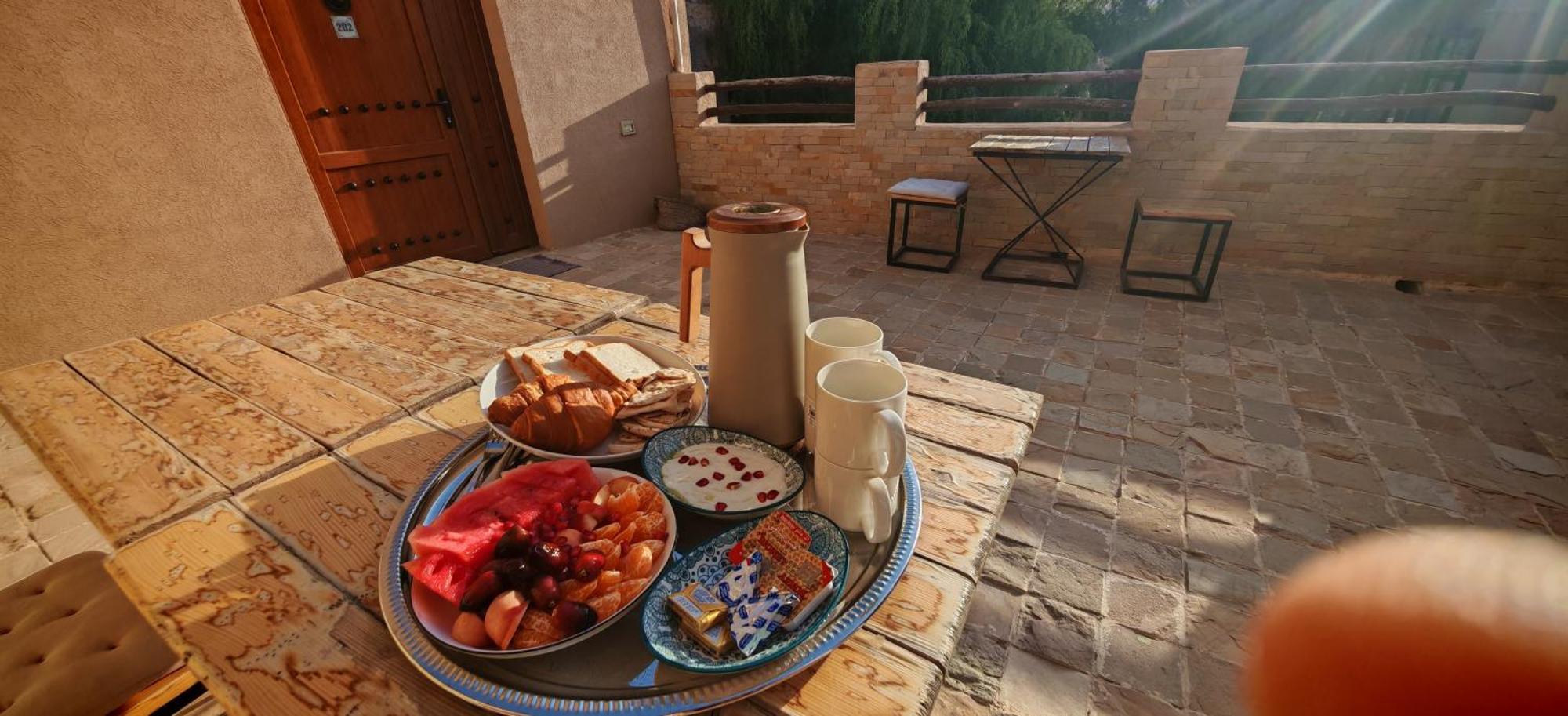 Omani * Nizwa